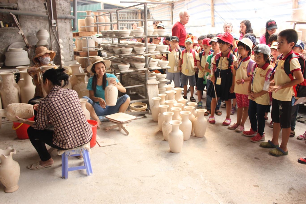 Sản phẩm của làng gốm Bát Tràng được nhiều người yêu thích
