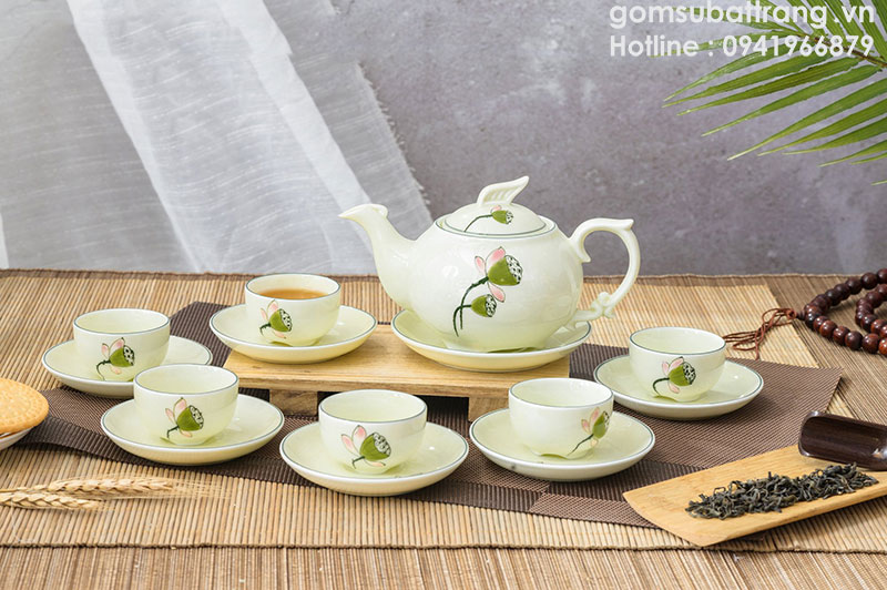 Bộ tách trà gốm sứ Bát Tràng thiết kế tinh tế