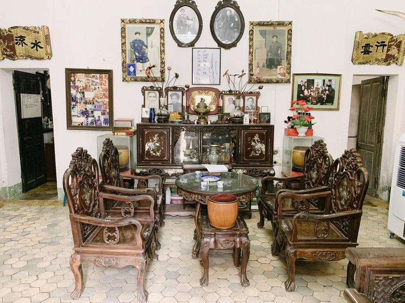 Biệt thự trăm tuổi của đại gia Bát Tràng mới được tiết lộ