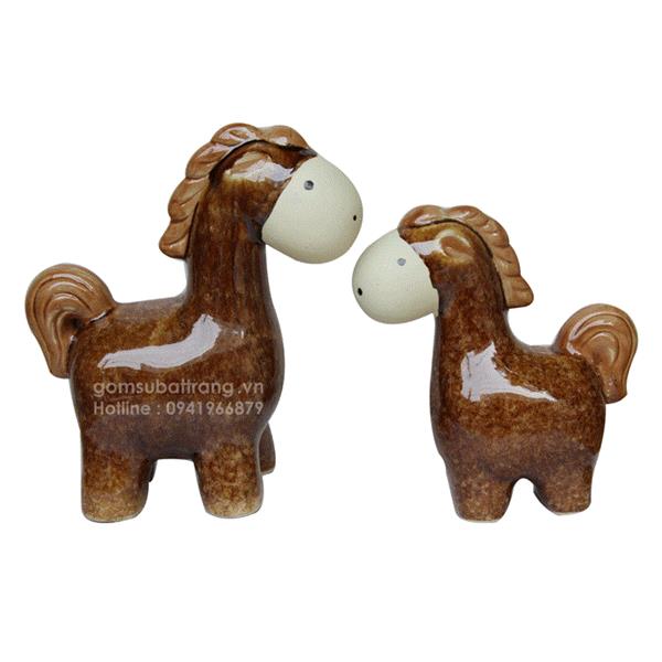 Bộ tượng hai chú ngựa bằng gốm sứ ngộ nghĩnh số 1
